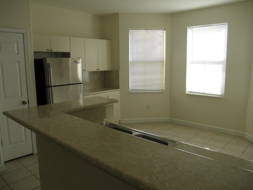 Building Photo - 3102 Shoma Dr