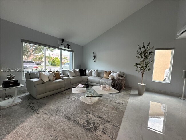 Foto del edificio - 9368 SW 146th Pl