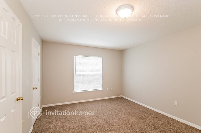 Building Photo - 12094 Chester Creek Rd