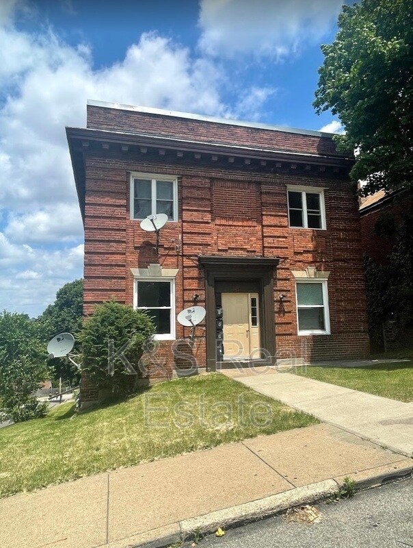 341 Orchard Pl, Pittsburgh, PA 15210 Condo for Rent in Pittsburgh, PA