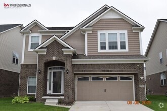 Building Photo - 49603 Shoreline Dr