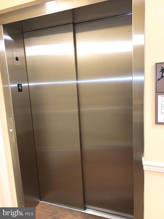 Foto del edificio - 5333 Palomino Ct