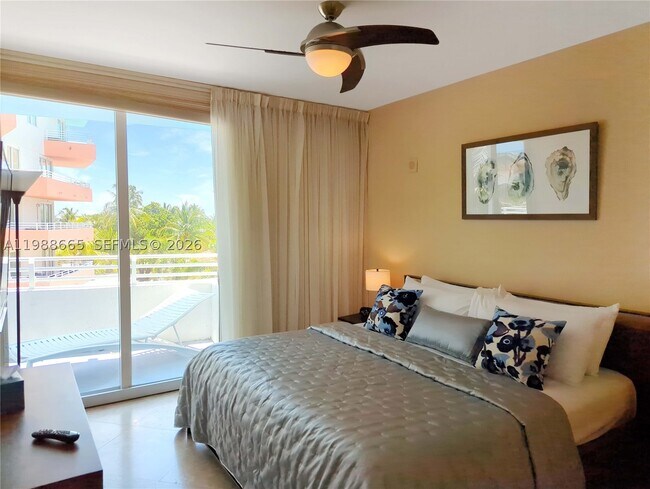 Foto del edificio - 225 Collins Ct