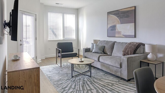 Building Photo - 2110 Birkhall St