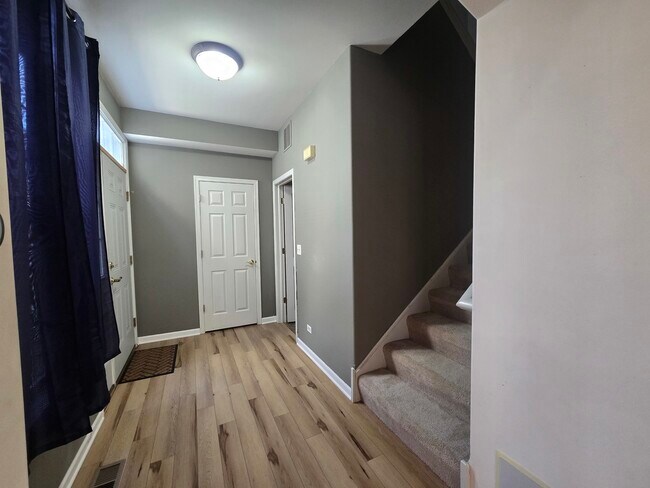Building Photo - 2265 W Bentley Ln