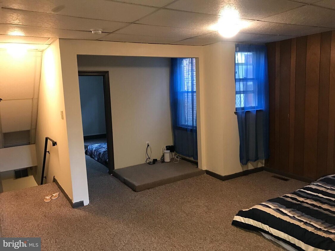 2906 Mt Ephraim Ave, Haddon Township, NJ 08104 Townhome Rentals in