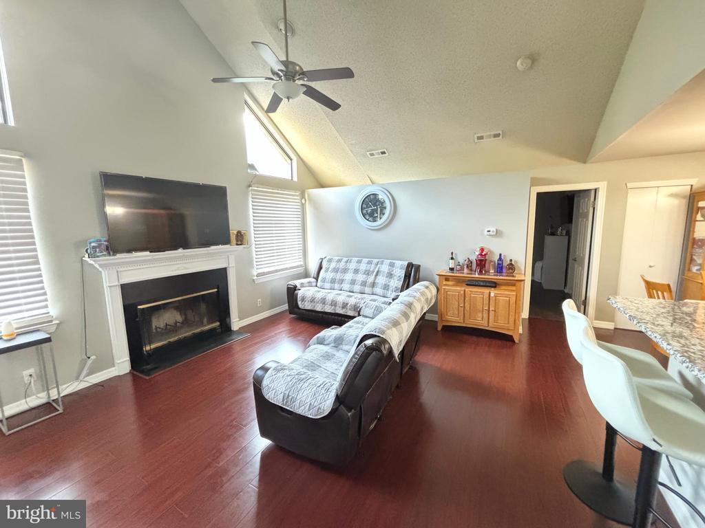 Foto principal - 1105 Augusta Cir