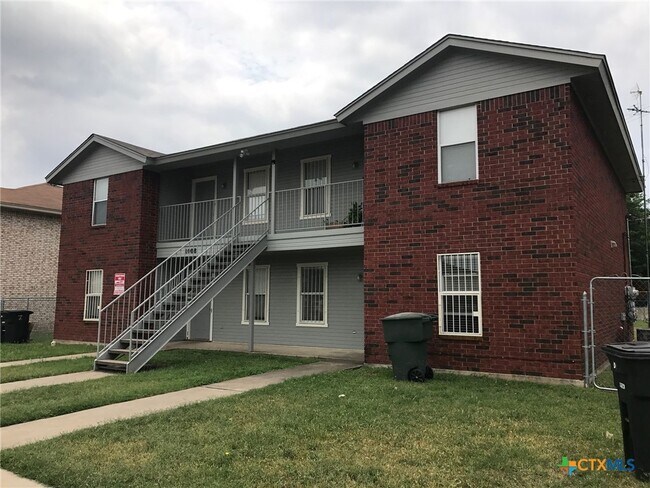 Foto del edificio - 1008 Circle M Dr