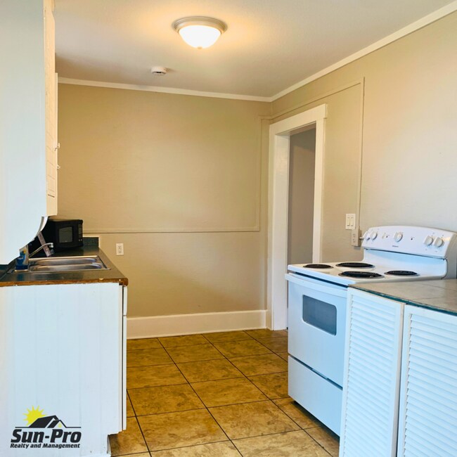 Foto del edificio - 808 S Grandview Ave