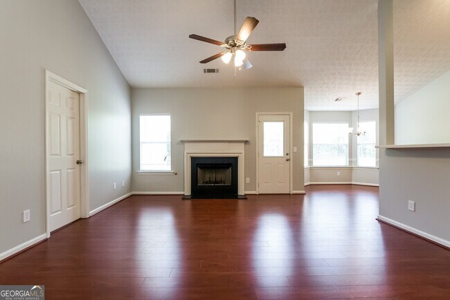 Building Photo - 1790 Courtyard Ln