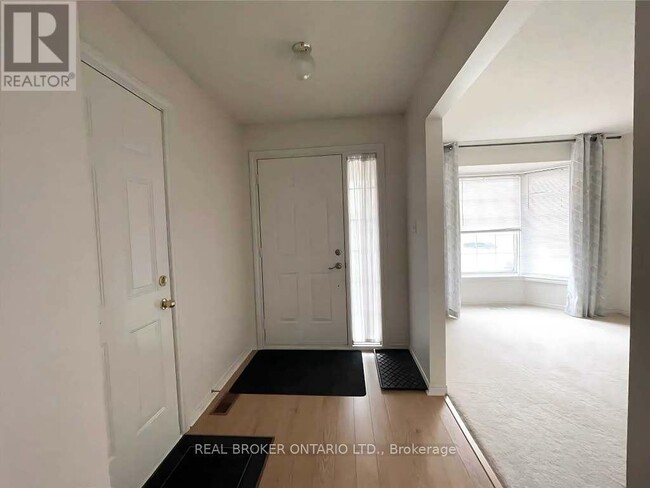 Building Photo - 5999 Andrea Dr