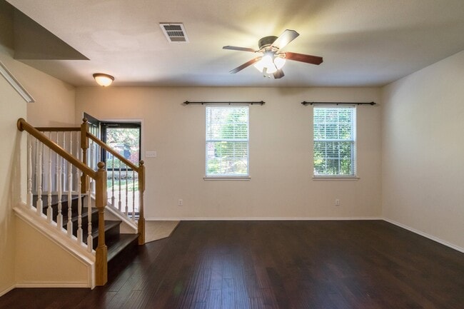 Foto del edificio - 4074 Kyndra Cir