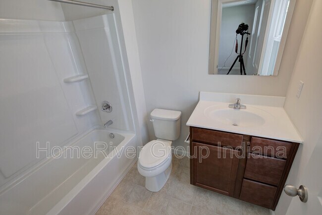 Building Photo - 2729 Pointe Harbour Dr