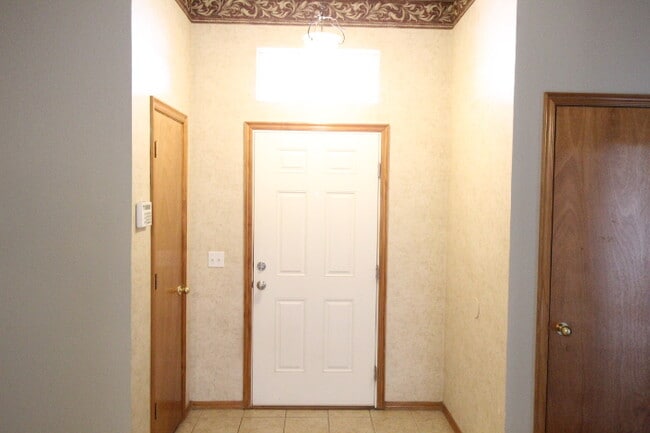 Photo - 620 Eastview Dr House