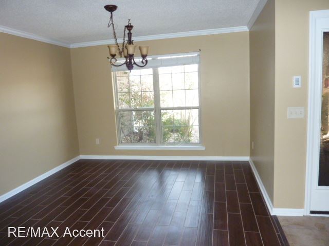 Building Photo - 4 br, 2 bath House - 125 Shawn Ct