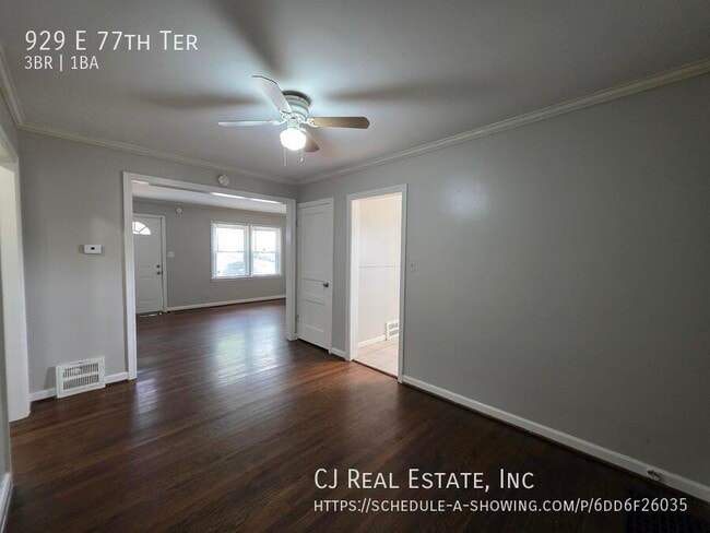Building Photo - 929 E 77th Ter