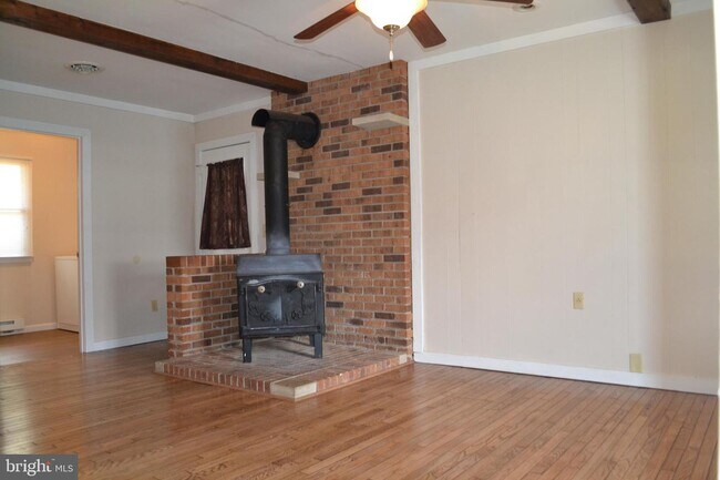 Foto del edificio - 925 Dyke Branch Rd