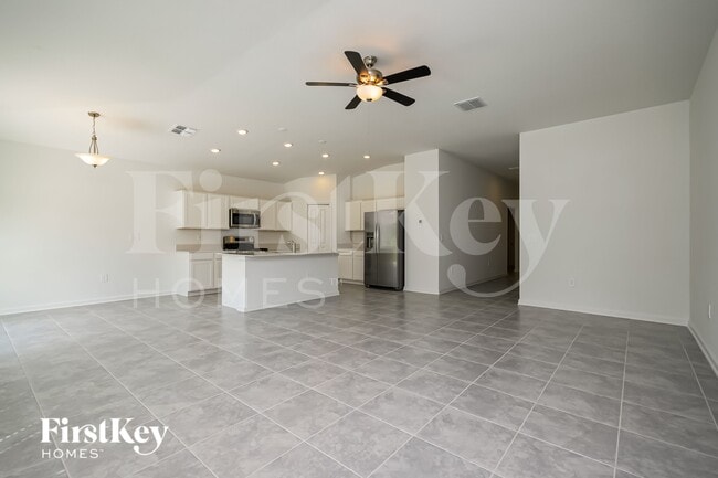 Building Photo - 304 Kayden Cv