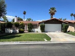 Building Photo - 75255 Vista Corona