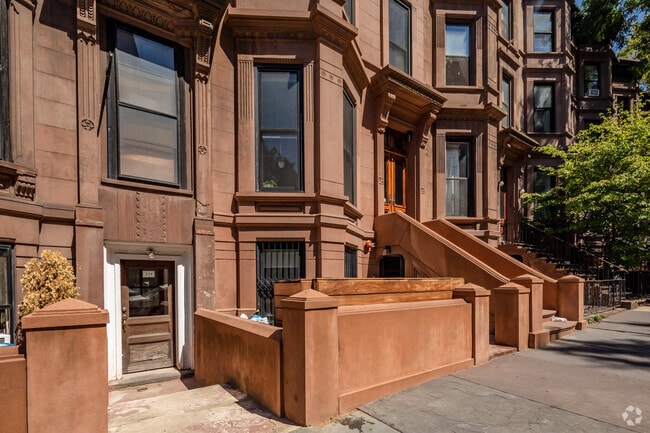 Building Photo - 221 Berkeley Pl