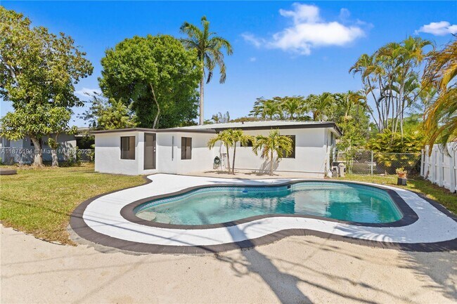 Foto del edificio - 1524 SW 32nd Ct