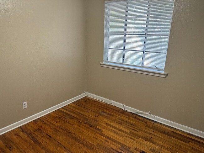 Photo - Downtown Cottage Apartment