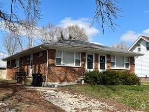 Building Photo - 105 S 33rd St