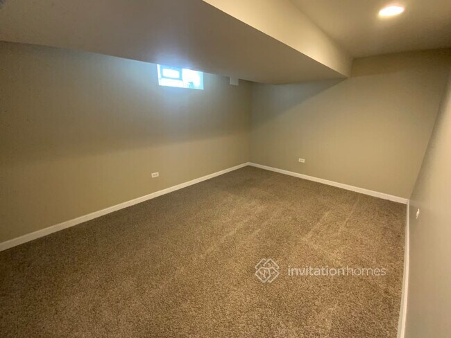 Foto del edificio - 6249 N Karlov Ave