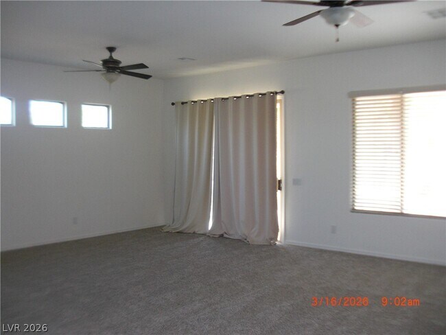 Foto del edificio - 9 Morninglow Pass