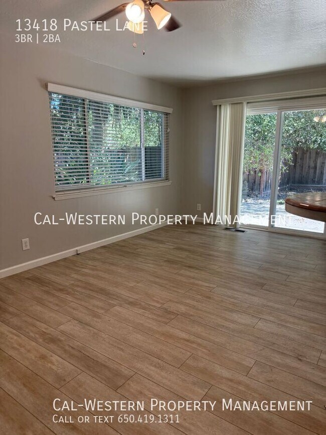 Foto del edificio - 13418 Pastel Ln