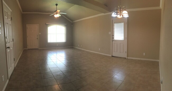 Building Photo - 1303 Powder River Dr