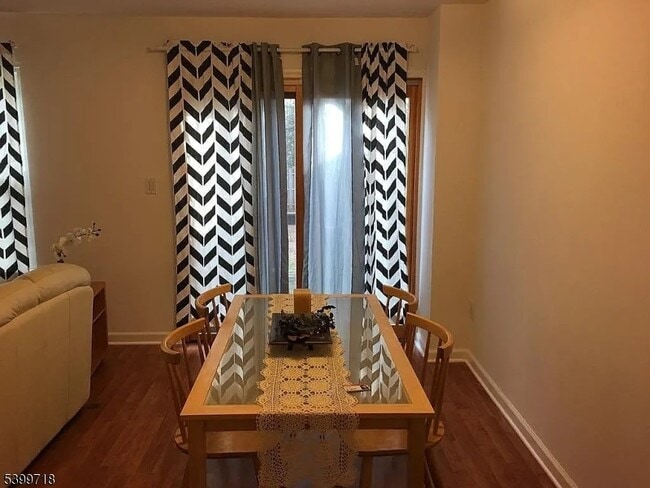 Foto del edificio - 5 Pheasant Run