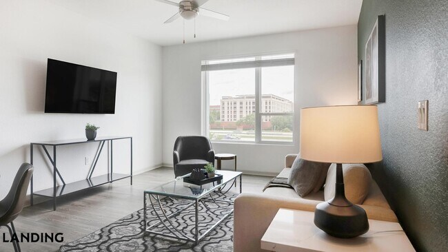 Foto del edificio - 9301 Summit Centre Way