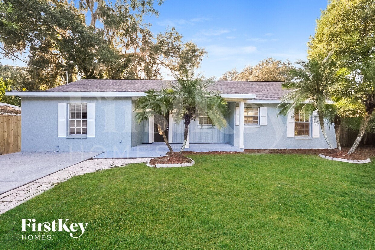 Foto principal - 5322 Plum Ave