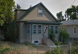 Building Photo - 16 6th Ave NW