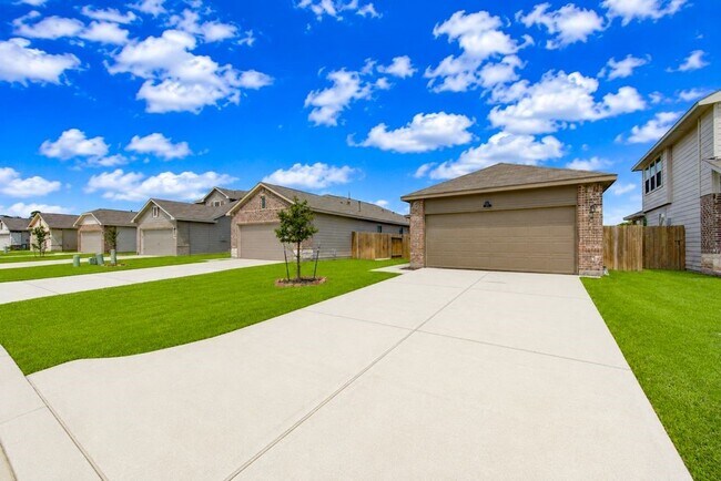 Foto del edificio - 14469 Sugar Pines Dr