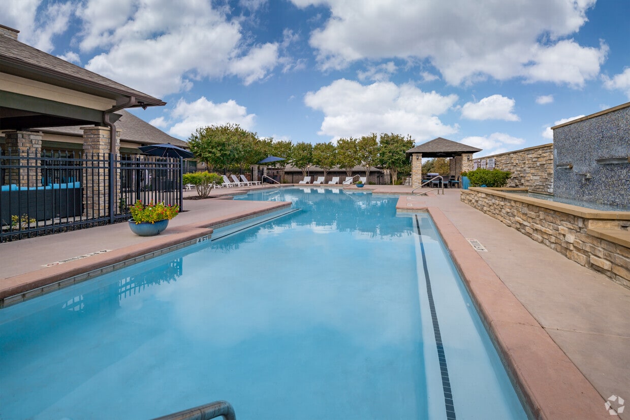 Primary Photo - Arroyo Seco Villas