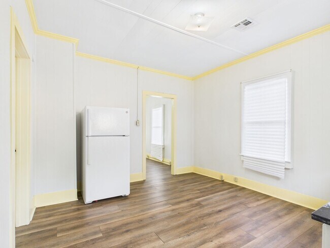 Foto del edificio - 2 Bedroom, 1 Bathroom Home Near UL!