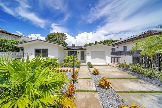 Foto del edificio - 2311 SW 23rd St