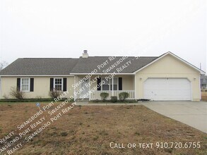Building Photo - 205 Stag Ct