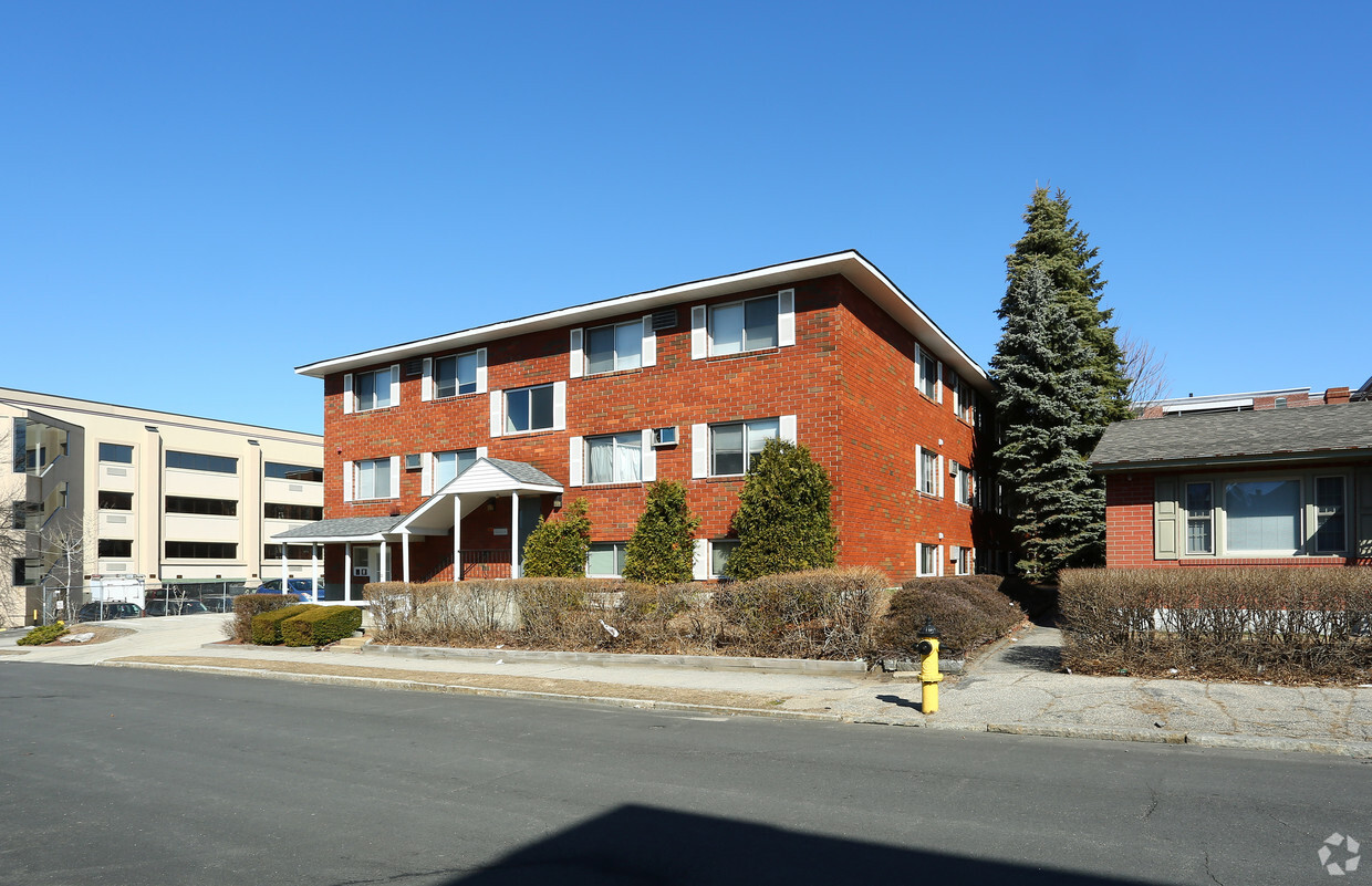 Primary Photo - 32 Myrtle Street Apartments