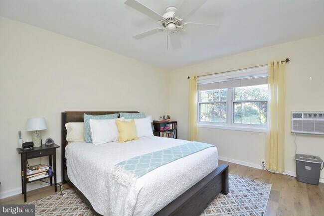 Foto del edificio - 3436 Martha Custis Dr