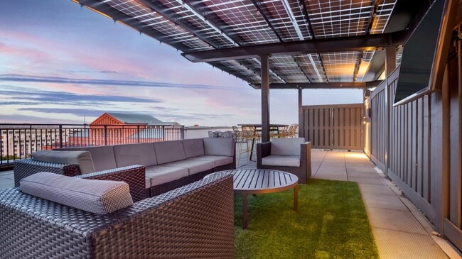 Photo - The Esquire on Fifth Apartments
