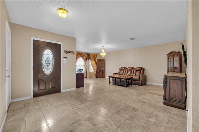Building Photo - 6610 Beryl Dr