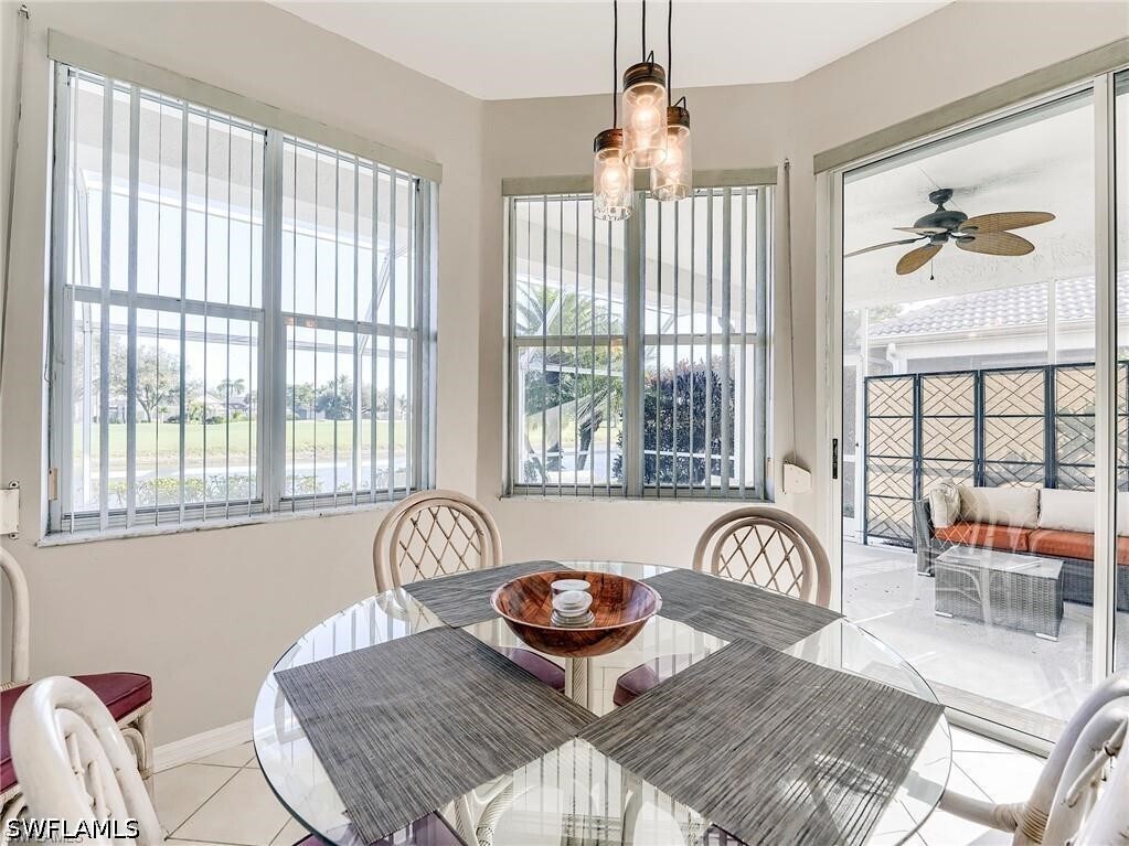 Foto del edificio - 8529 Fairway Bend Dr