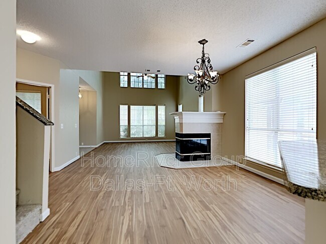 Building Photo - 111 Bardwell Dr