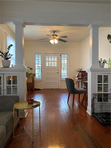 Foto del edificio - 1832 Valence St