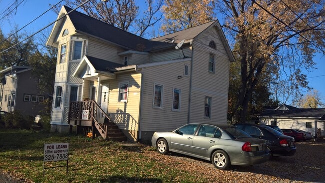 Building Photo - 411 N Dunn St