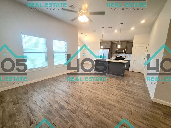 Foto del edificio - Gorgeous 3 Bed 2 Bath in Edmond!