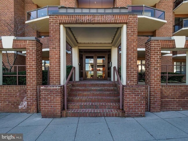 Building Photo - 2320 Wisconsin Ave NW